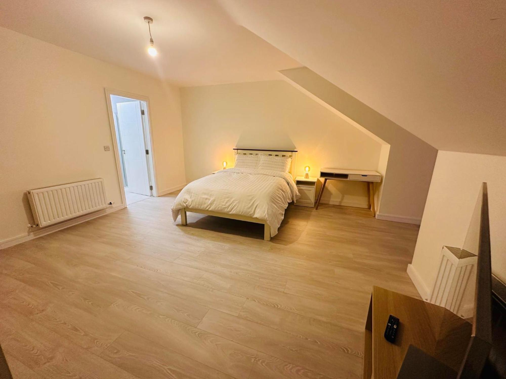 King Room With Ensuite In Dublin Клондолкин Экстерьер фото